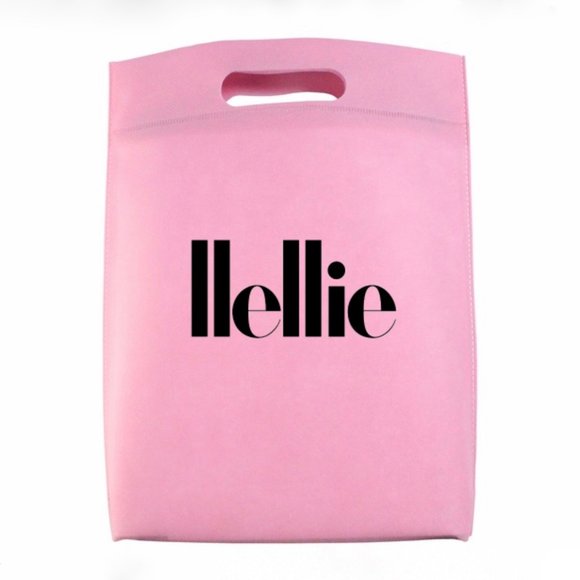 VSCO Thank You Next Relaxed Tee - Picture 6 of 6